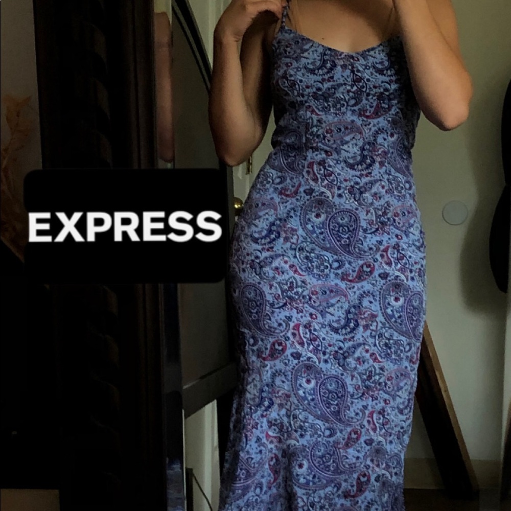Express vintage midi dress 🦋
